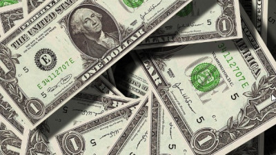 달러 앞으로 상승할까 한은 금리 동결과 기업 호재의 연관성