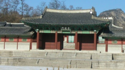 경희궁, 도심 속 고요한 왕궁…서울 한복판에서 만나는 조선의 시간